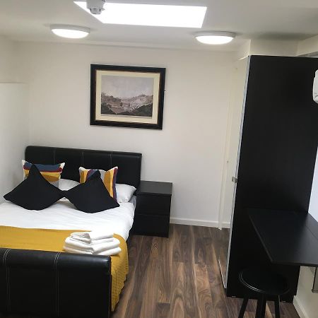 W12 Studios & Rooms Londres Exterior foto