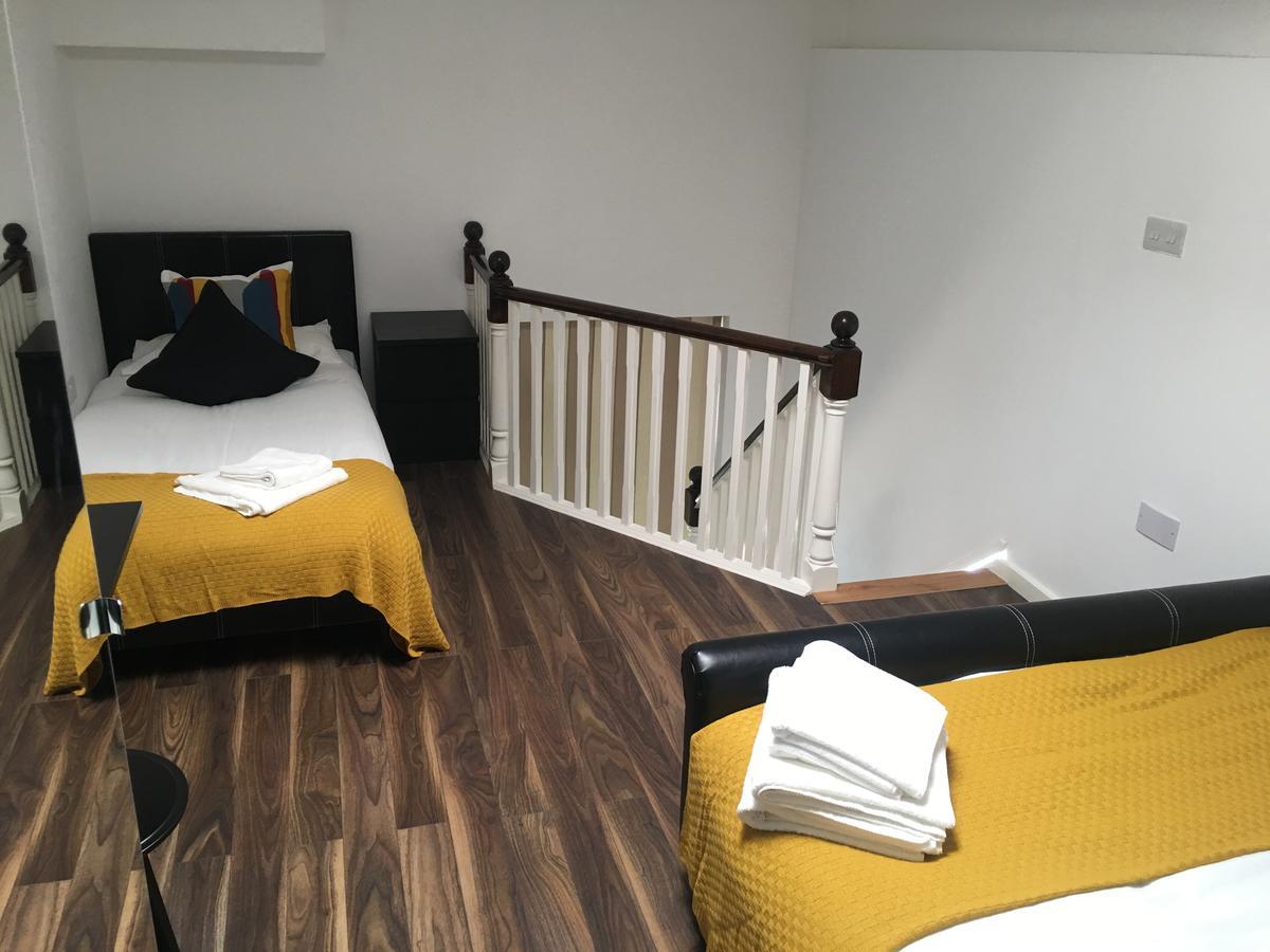 W12 Studios & Rooms Londres Exterior foto